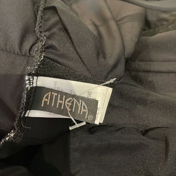 Athena surplice slimming aztec one piece swimsuit SZ 16 - Picture 7 of 9